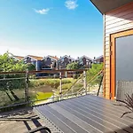4 Person Holiday In Ferienhaus *