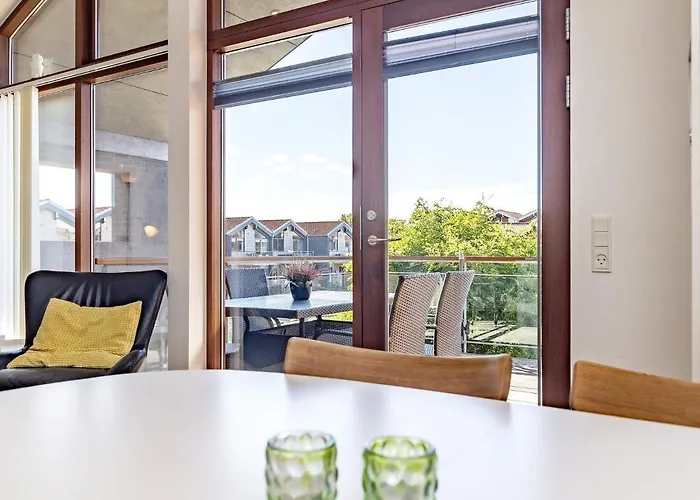 4 Person Holiday In
